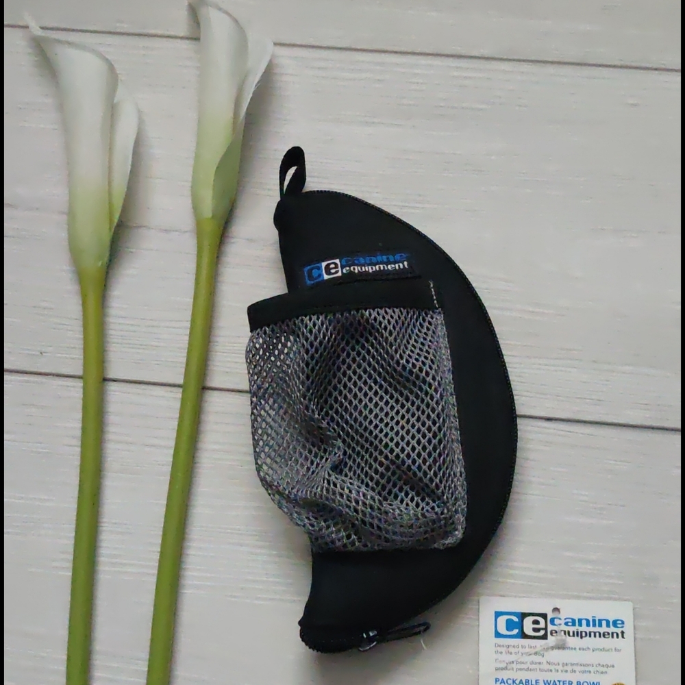 *💖 2/$15 or 4/$25: Canine packable water bowl with mesh pouch